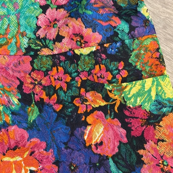 ANTHROPOLOGY HD in Paris Colorful Abstract Dress - Picture 4 of 13